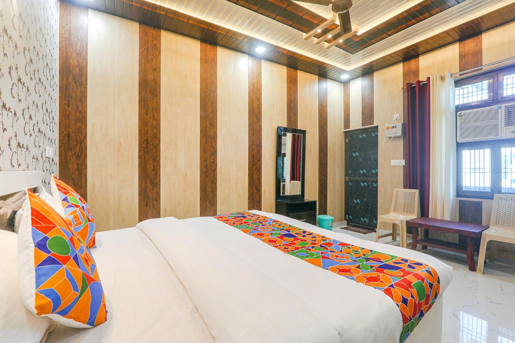 Fabhotel Uma Yugul Ayodhya Zewnętrze zdjęcie